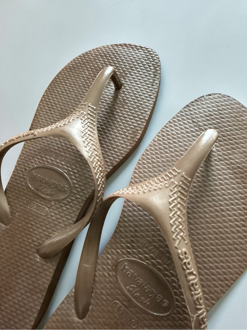 Havaianas Women’s Dark Brown Flip Flop Sandals - Picture 3 of 4